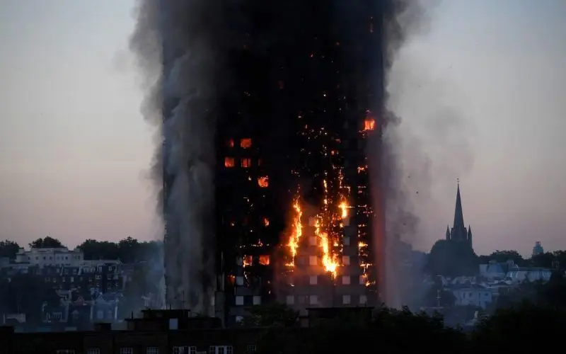 آتش‌سوزی در برج مسکونی لندن