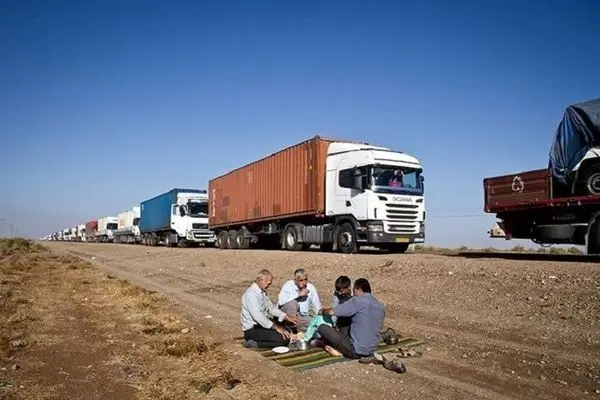 مشکلات گمرکی کامیون‌های وارداتی برطرف می‌شود