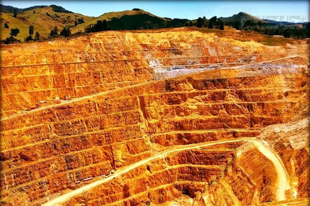 استخراج ۶۵ کیلوگرم طلا از معدن موته اصفهان