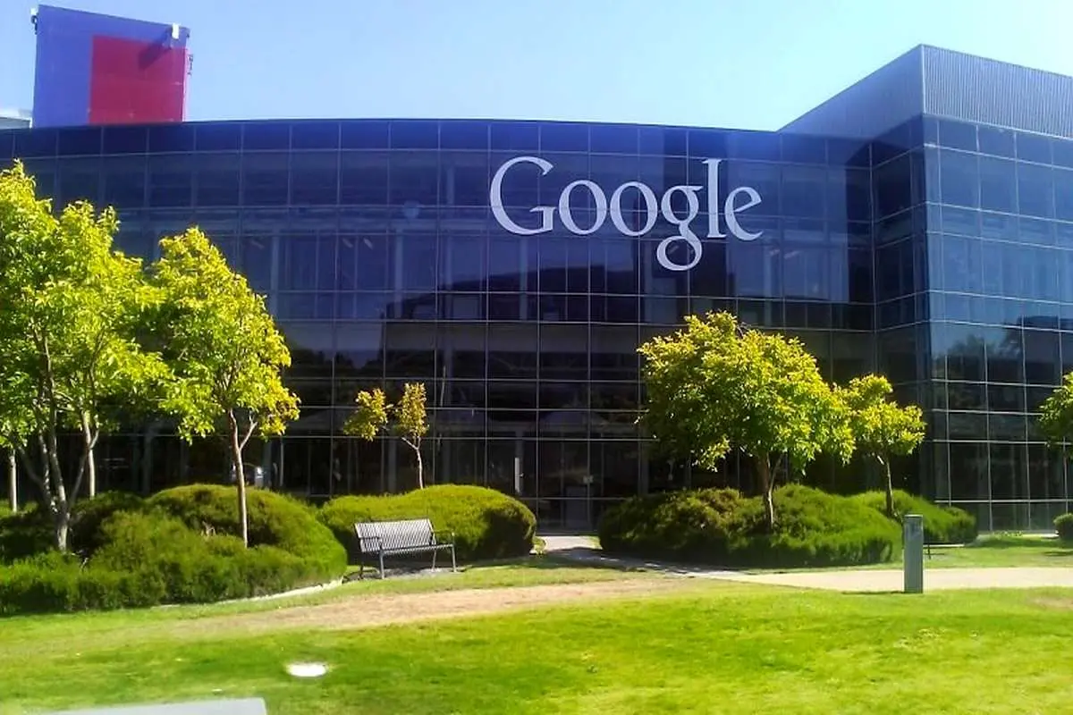 درآمد خالص گوگل کاهش یافت