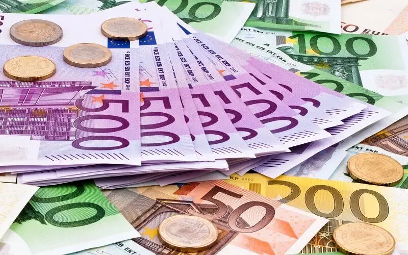 افزایش بی‌رویه یورو در برابر دلار