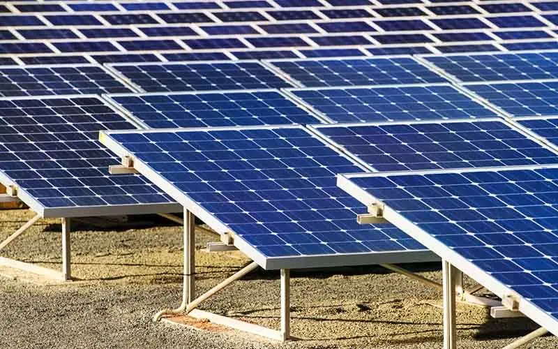 برنامه دولت برای توسعه نیروگاه‌های خورشیدی چیست؟