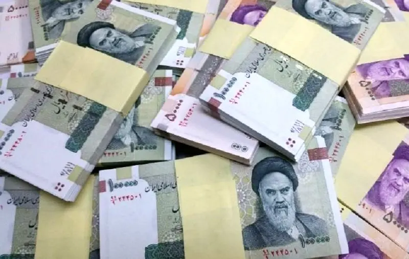 ایرانی‌ها 980 هزار میلیارد تومان پول در بانک‌ها دارند