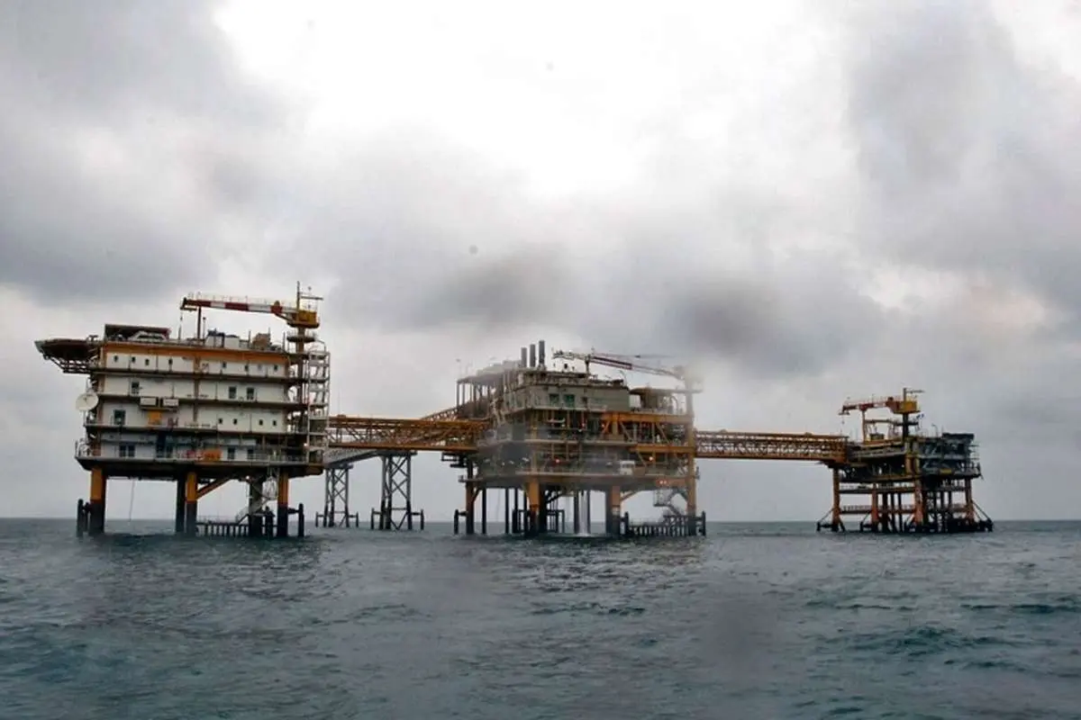 طرح مشترک گازپروم و لوک‌اویل برای توسعه میادین نفتی ایران