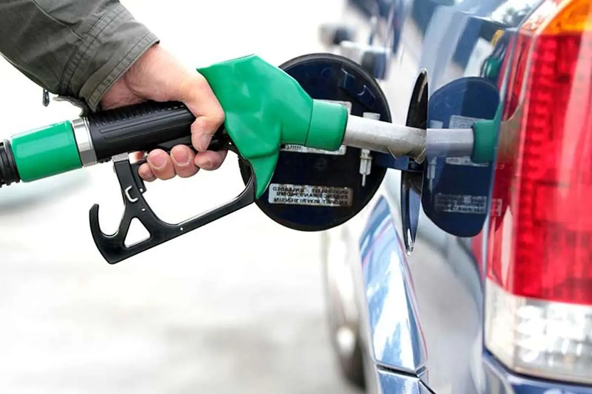 افزایش بی‌سابقه مصرف بنزین احتمال گران شدنش را بالا می‎برد