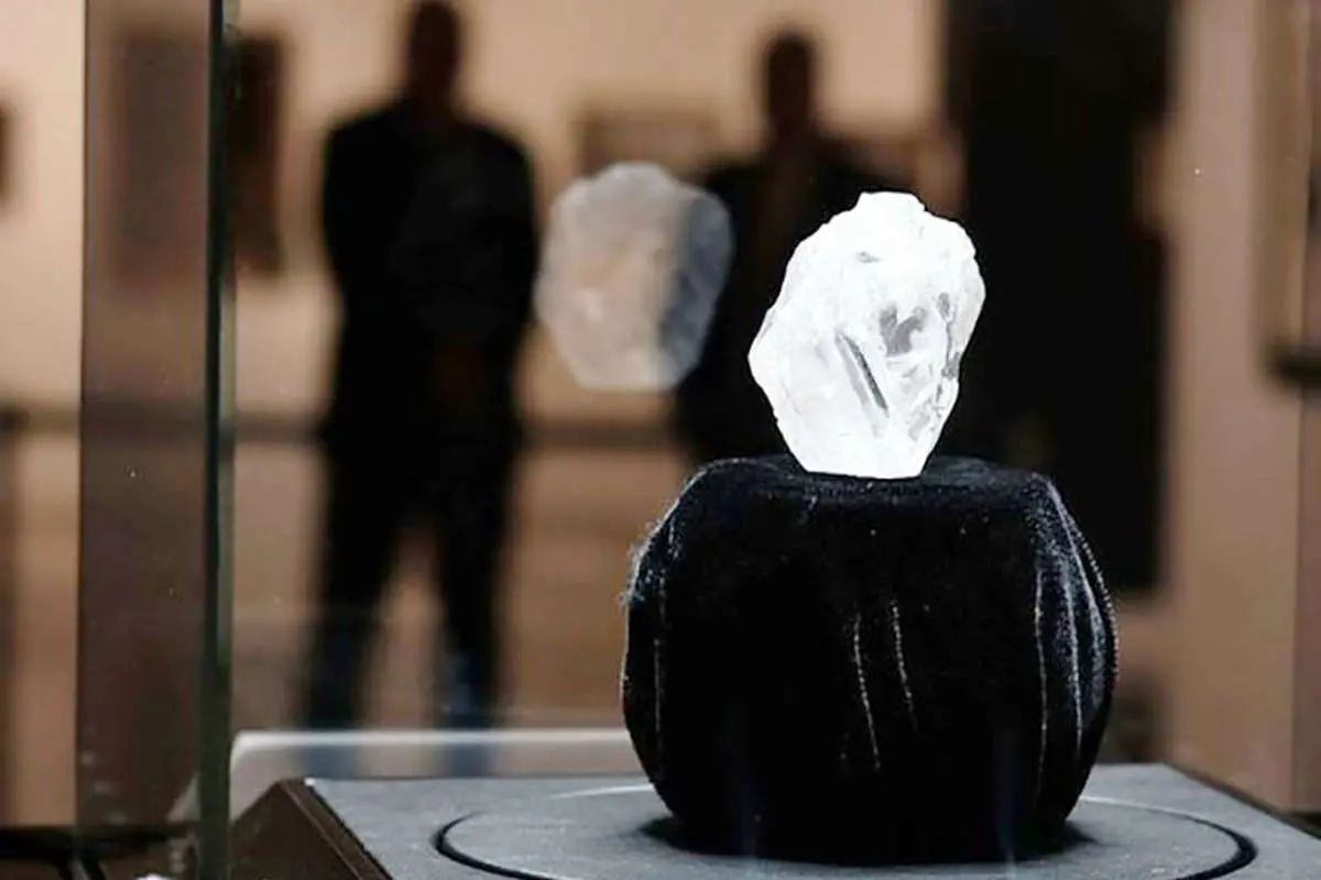 دومین الماس بزرگ جهان ۵۳ میلیون دلار فروخته شد