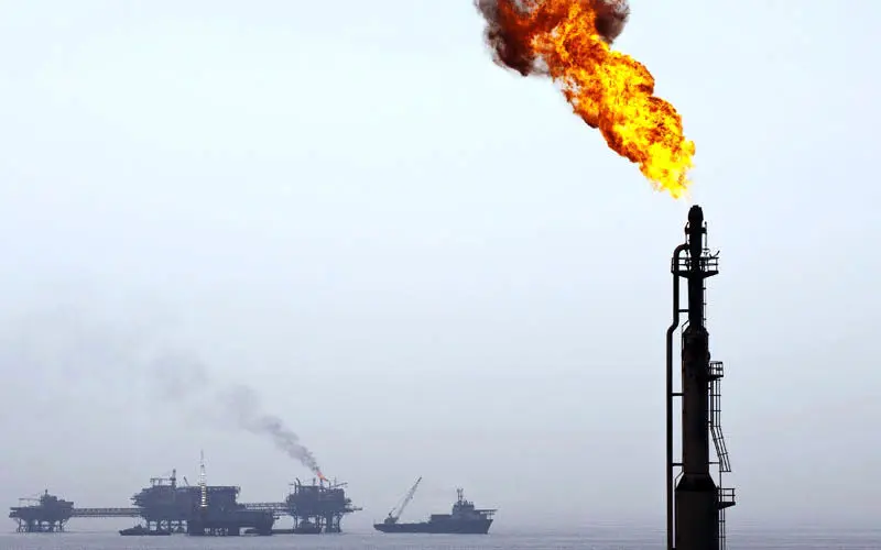 خطر طوفان ۹۰ درصد تولید نفت خلیج آمریکا را تعطیل کرد