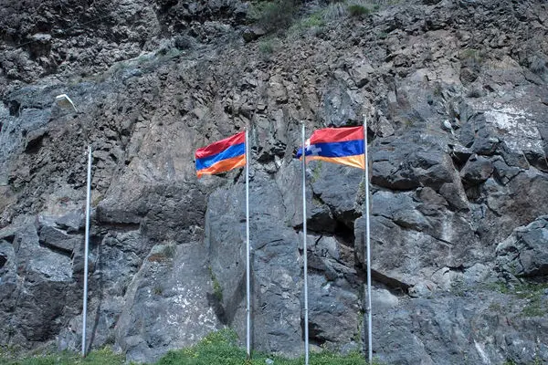ارمنستان، توافق امنیتی با روسیه را لغو می‌کند