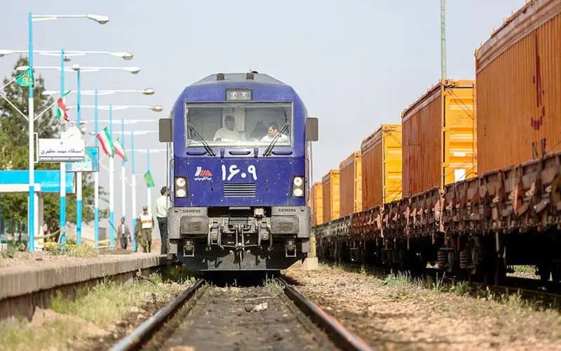 راه‌آهن ایران ۱۳ میلیارد یورو فاینانس را نهایی می‌کند