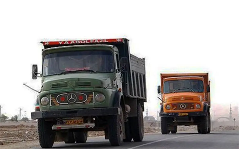 ممنوعیت تردد کامیون‌های تجاری در مرزهای ایران-عراق