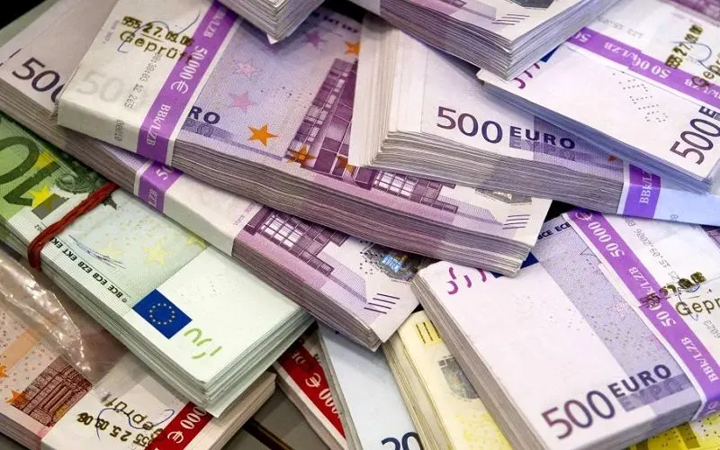 اروپایی‌ها چه‌قدر پول نقد همراه خود دارند؟