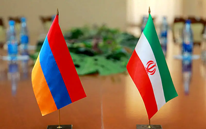 تاکید ایران و ارمنستان بر اجرای خط سوم انتقال برق
