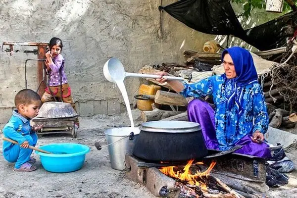 اقتصاد فرهنگی از صف نان لواش تا تجارت جهانی نفت