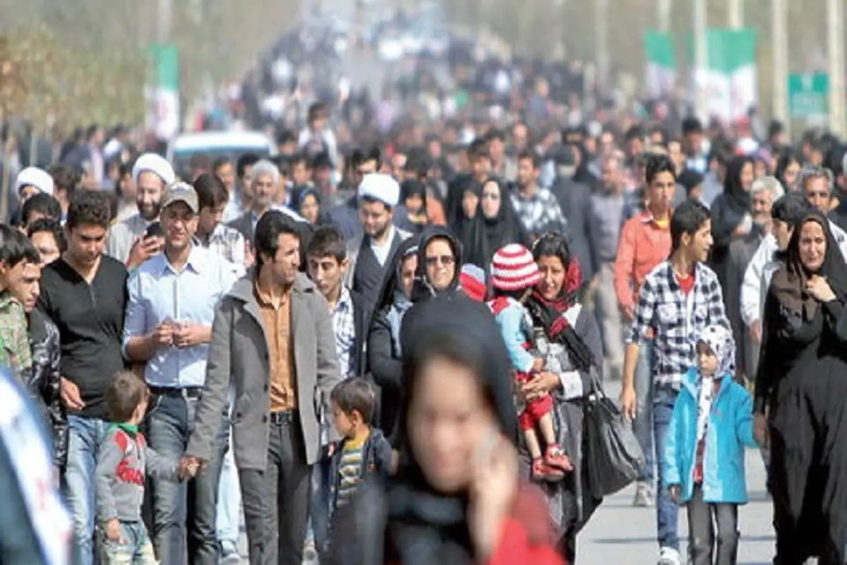 ایران ۱۴۳۰ چه جمعیتی دارد؟