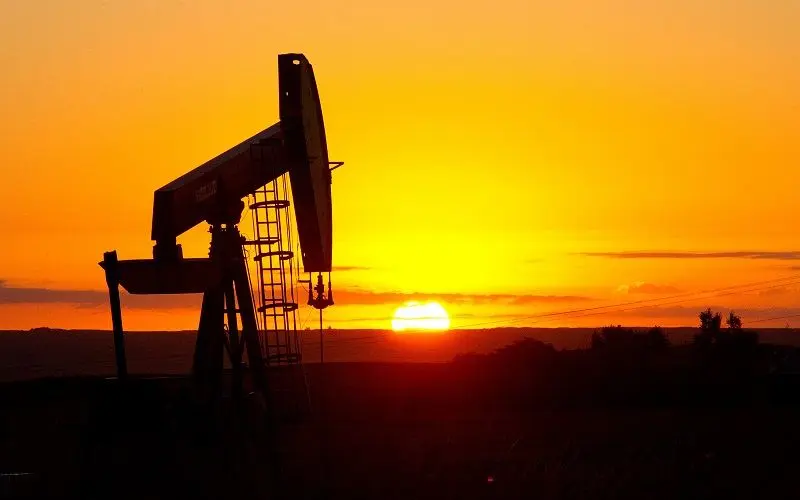 قیمت نفت سال ۲۰۱۸ را با افزایش آغاز کرد