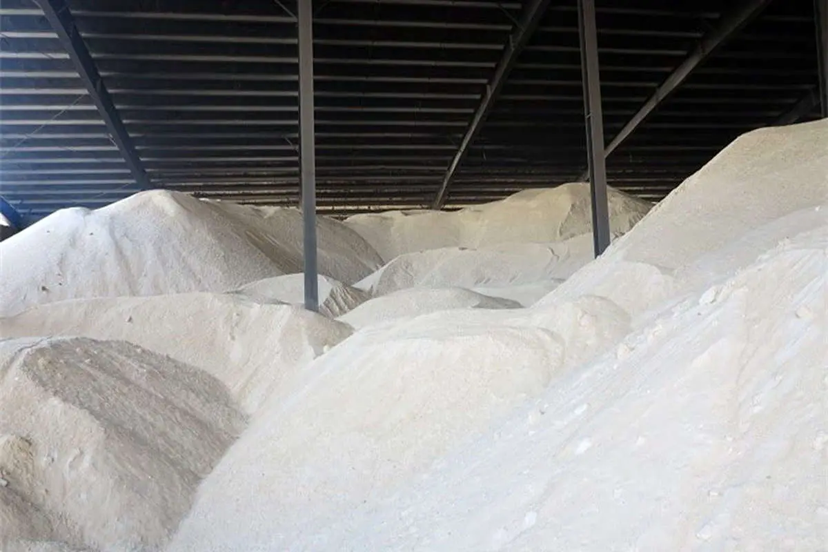 خرید ۵۰ هزار تن شکر سفید از کارخانجات قند چغندری