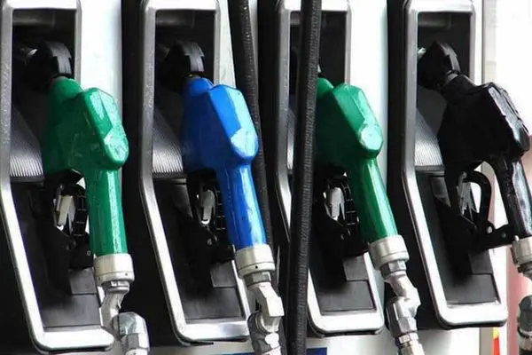 یک پیش‌بینی از میزان واردات بنزین و گازوئیل