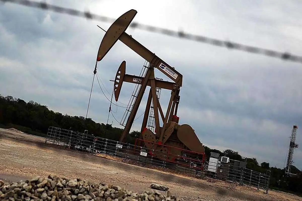 چین معاملات نفت خام را راه‌اندازی می‌کند