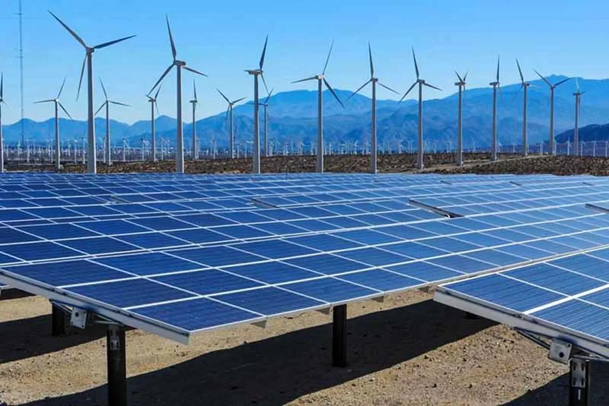 تولید 500 مگاوات انرژی از طریق نیروگاه‌های خورشیدی و بادی