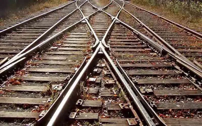 گام نهایی راه‌آهن چابهار با سفر رئیس‌جمهور به هند