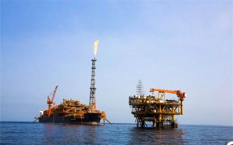 تجارت 2 میلیارد دلاری نفت میان ایران و فرانسه