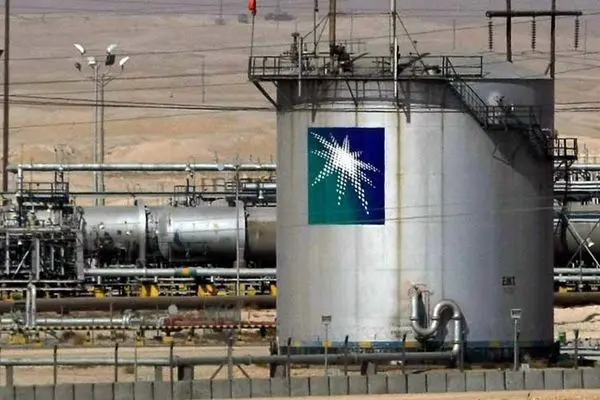 آرامکوی سعودی، قیمت نفت خام خود را ثابت نگه داشت