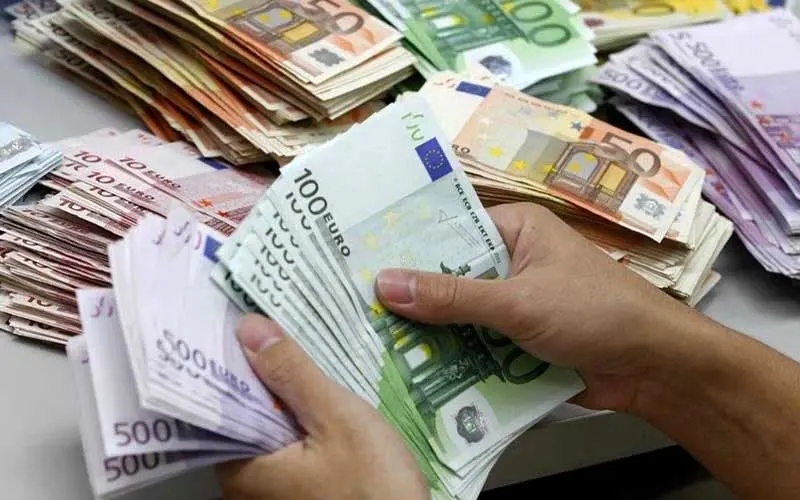 نرخ دلار و یوروی مبادله‌ای افزایش یافت