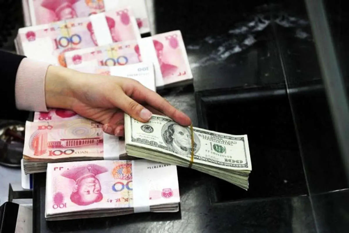 کاهش ذخیره ارزی چین برای اولین‌ بار در یک‌سال گذشته