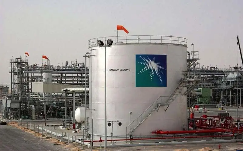 عرضه سهام غول نفتی عربستان به تاخیر افتاد