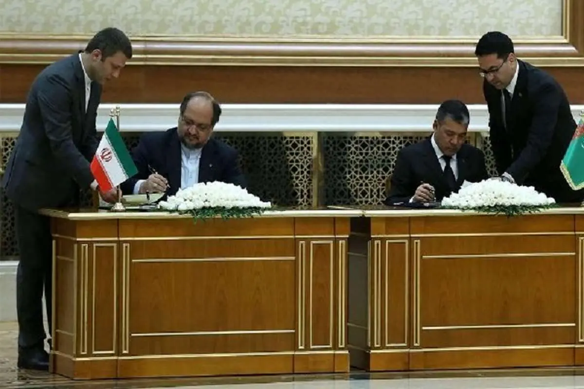 امضای ۴ سند همکاری صنعتی و تجاری بین ایران و ترکمنستان