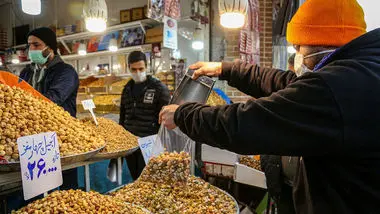 مردم به جای آجیل پفک خریدند!