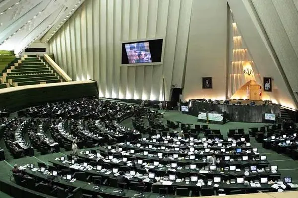 جزئیات جلسه امروز کمیسیون تلفیق بودجه / حذف ارز ۴۲۰۰ تومانی جدی‌تر شد / یارانه جدید در راه است