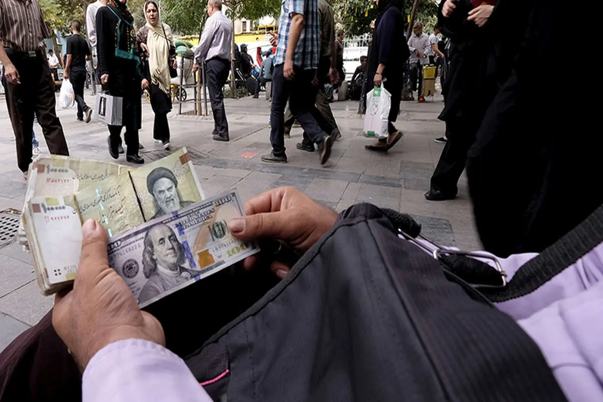 سیر حرکت دلار از ۱۳ آبان تا امروز / چرا دلار ارزان نماند؟
