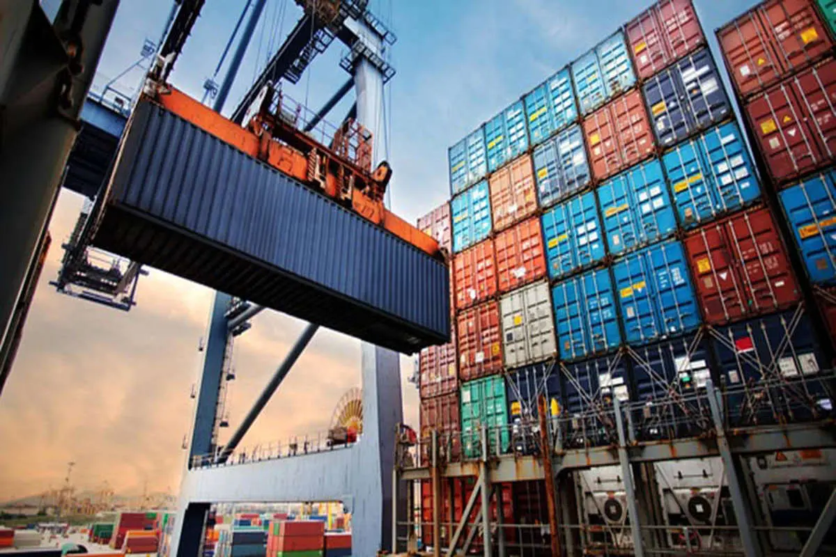 آمار تجارت خارجی مناطق آزاد اعلام شد / سهم ۲٫۵ درصدی مناطق آزاد از صادرات