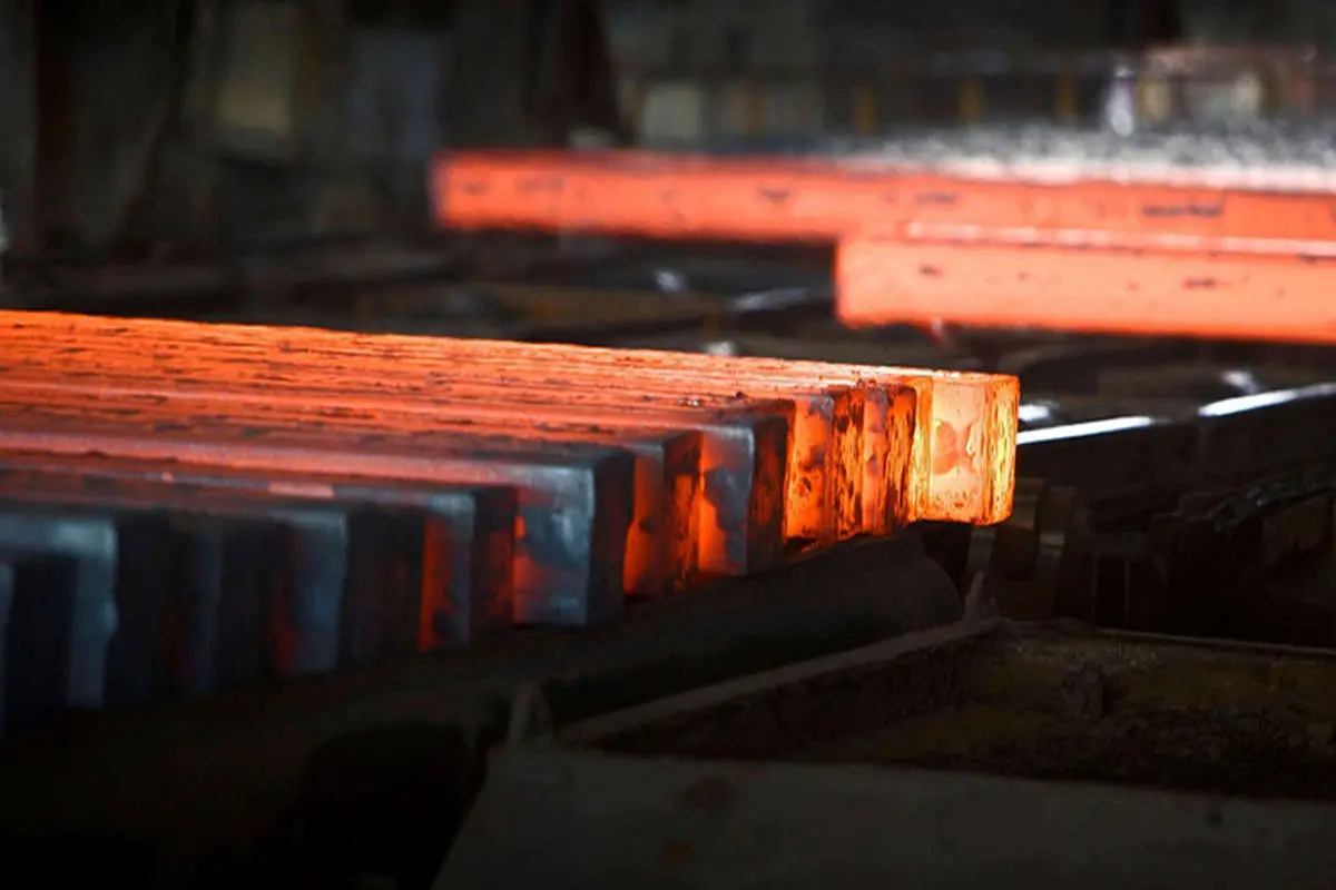 نرخ فولاد در بورس باید ۹۰ درصد قیمت جهانی باشد
