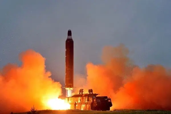 بیانیه سه کشور اروپایی درباره موشک هایپرسونیک فتاح ۲