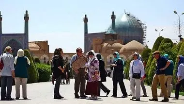 سهم گردشگری در اقتصاد ایران ۷.۵ درصد است