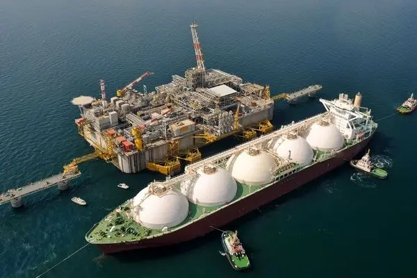 قرارداد 6 میلیارد دلاری قطر/ «قطر انرژی» تولید خود را در بزرگترین میدان نفتی توسعه می‌دهد