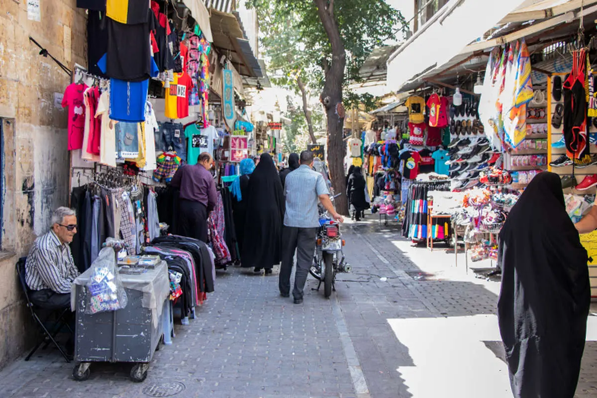 چند گام در بازار پوشاک امام حسن (گزارش تصویری)
