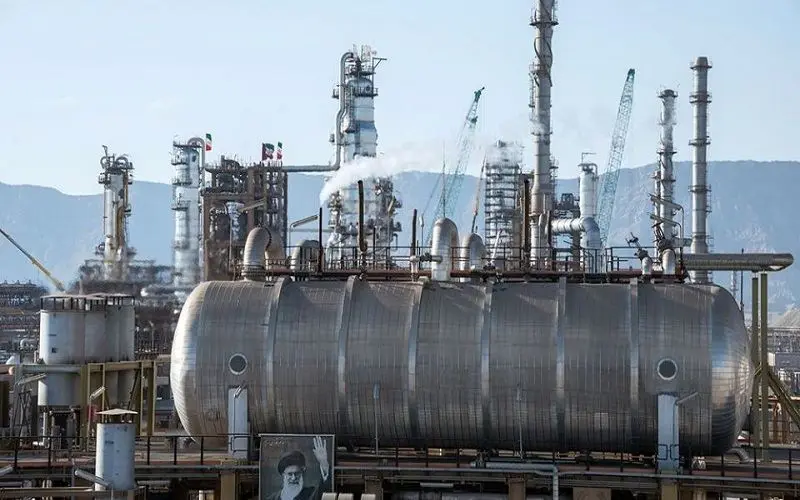 تولید روزانه بنزین در ستاره خلیج فارس به ۲۶میلیون تن رسید