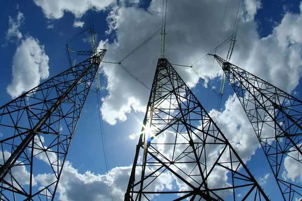 وزارت نیرو نرخ پلکانی برق را به کمیسیون انرژی ارائه می‌دهد