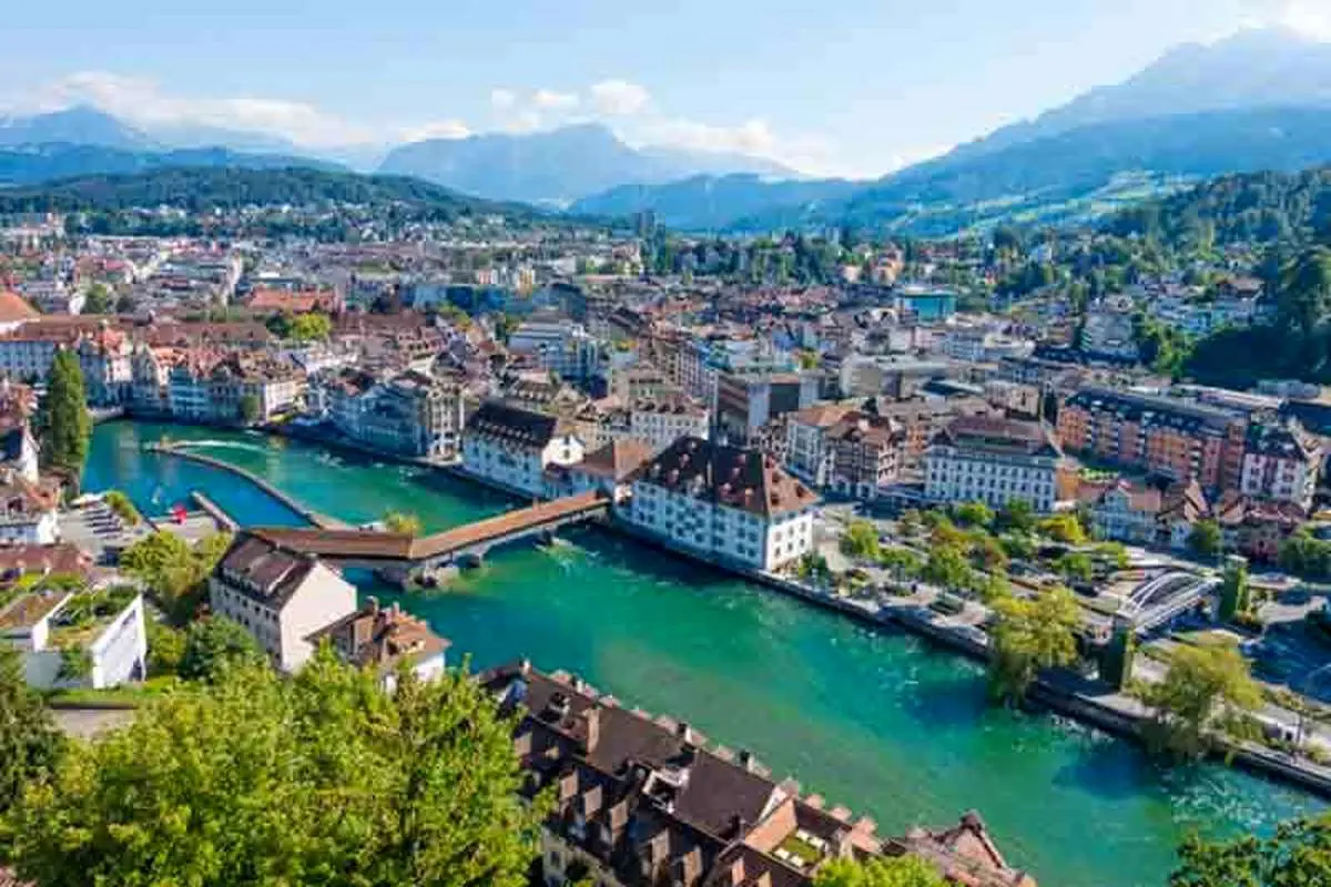 سوئیس به یک زوج مسلمان حق‌شهروندی نداد