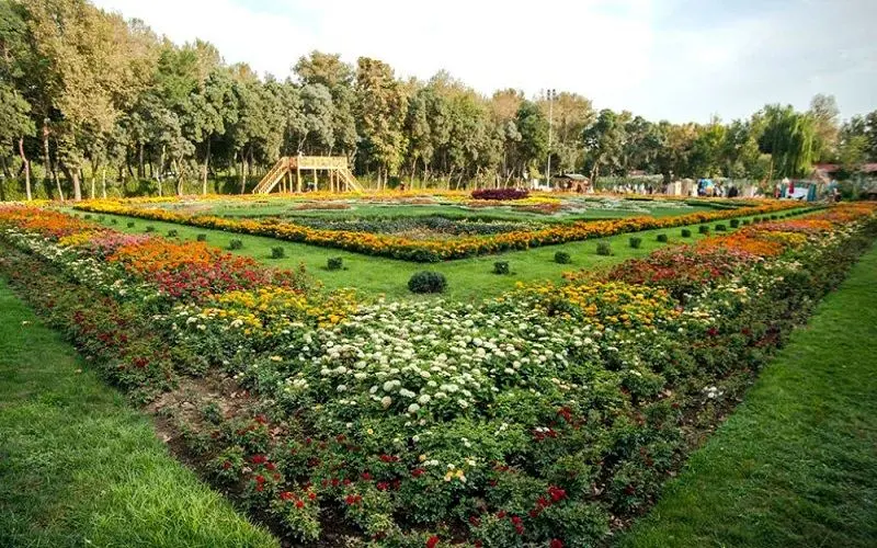 100 هزار نفر از نمایشگاه گل و گیاه کرج بازدید کردند