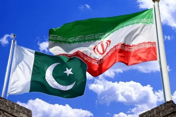 وقوع انفجار در بخش‌هایی از شهرستان سراوان / ادعای حمله پاکستان به خاک ایران
