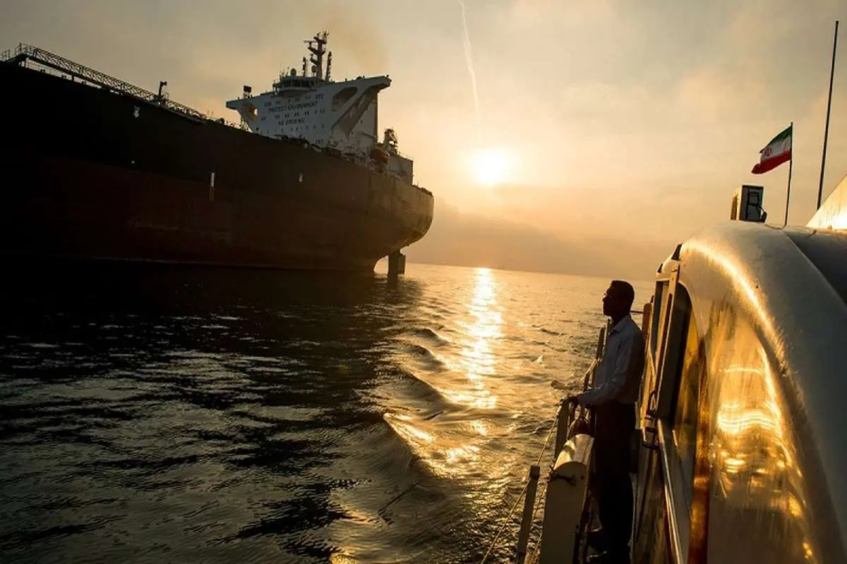تحریم‌ها با صادرات نفت ایران چه می‌کند؟