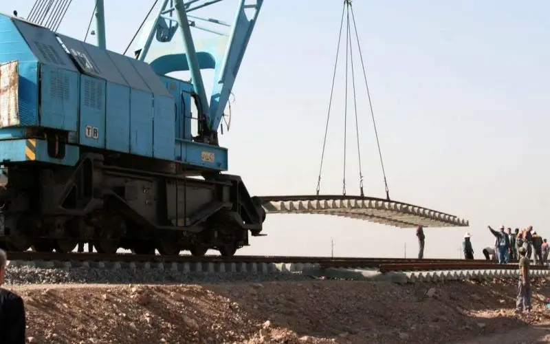 ایران ۳۲ کیلومتر ریل شلمچه-بصره را می‌سازد