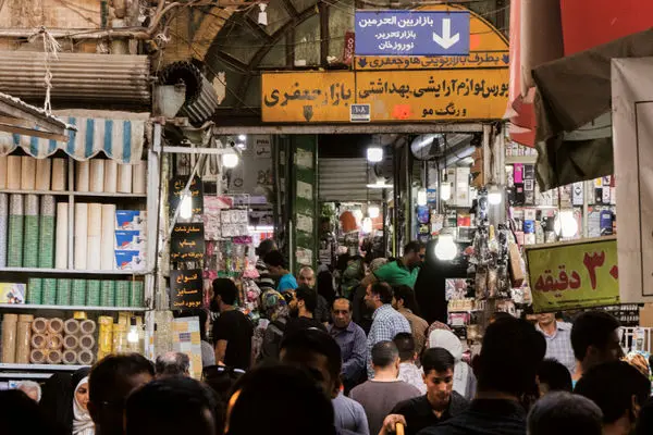 وضعیت تورم و کاهش ارزش پول ملی در دیگر کشور‌ها به اندازه ایران نیست