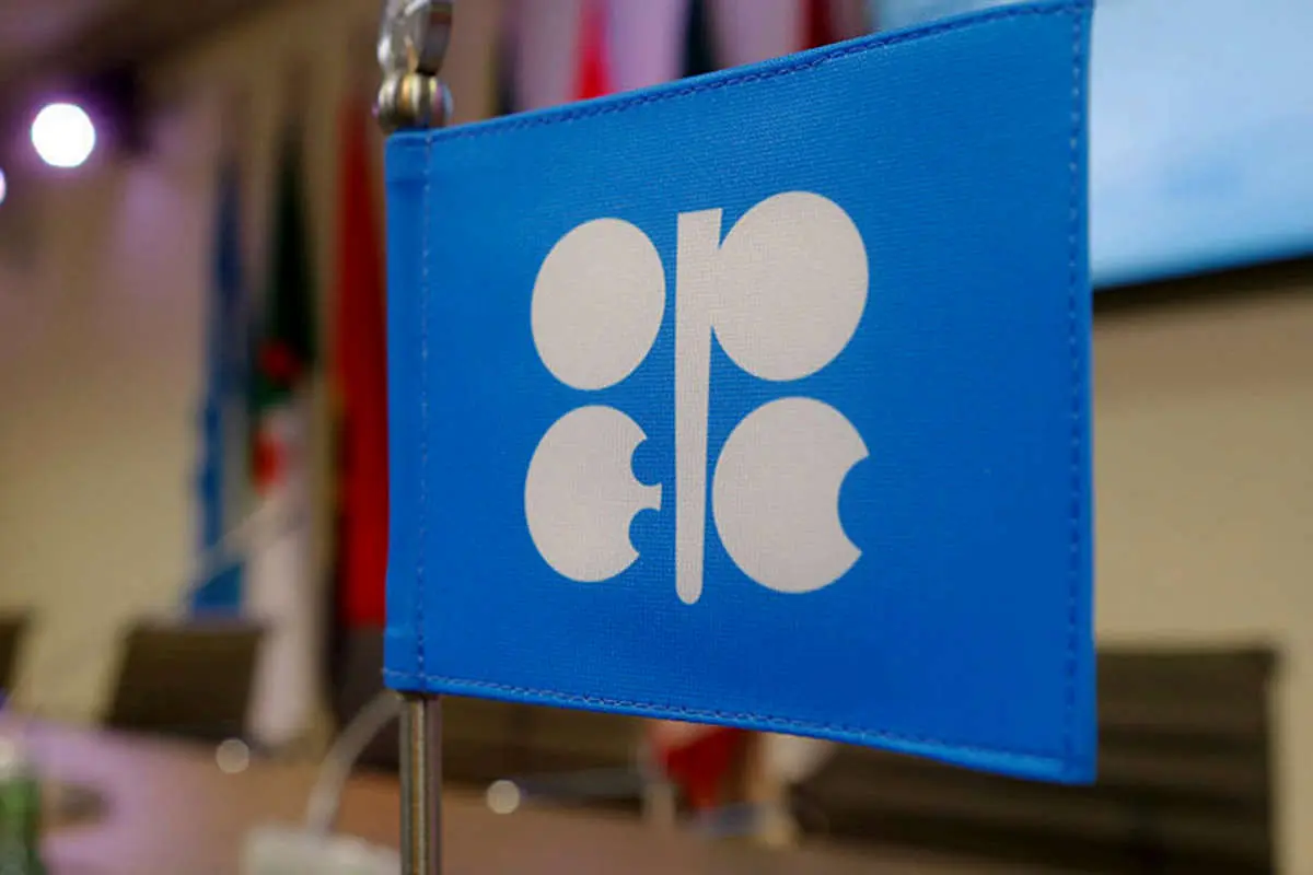 اوپک: قیمت نفت ایران در این ماه ۲.۳ درصد افزایش یافت