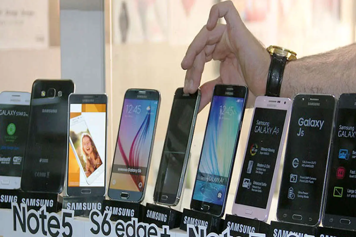 آینده قیمت موبایل از نگاه فعالان بازار «چارسو»/ ارزانی موبایل چقدر واقعی است؟