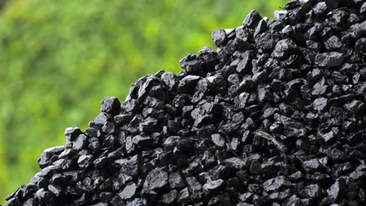 تقاضای جهانی برای زغال‌سنگ بالاتر می‌رود